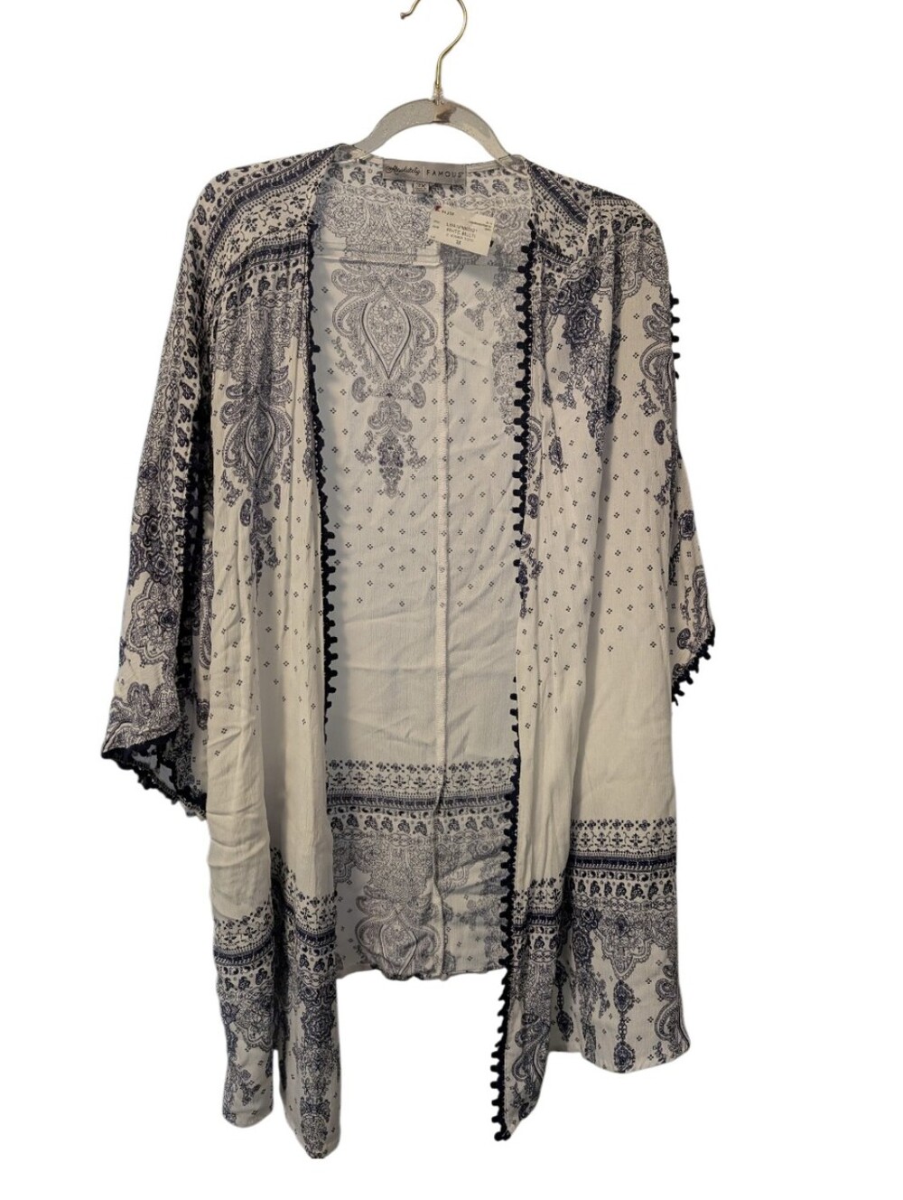 Absolutely‎ Famous Cream and Navy Paisley Open-Front Kimono